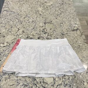 Lululemon Athletica White Mini Skirt